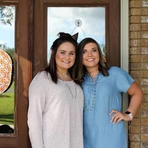 Meet your Posher, Caroline